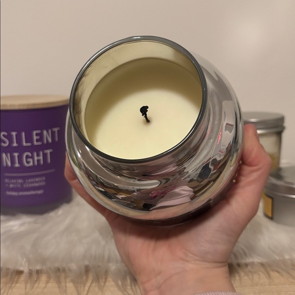 4 Candles ✨💜 - Bath & Body Works, Votivo, etc. - Picture 7 of 10